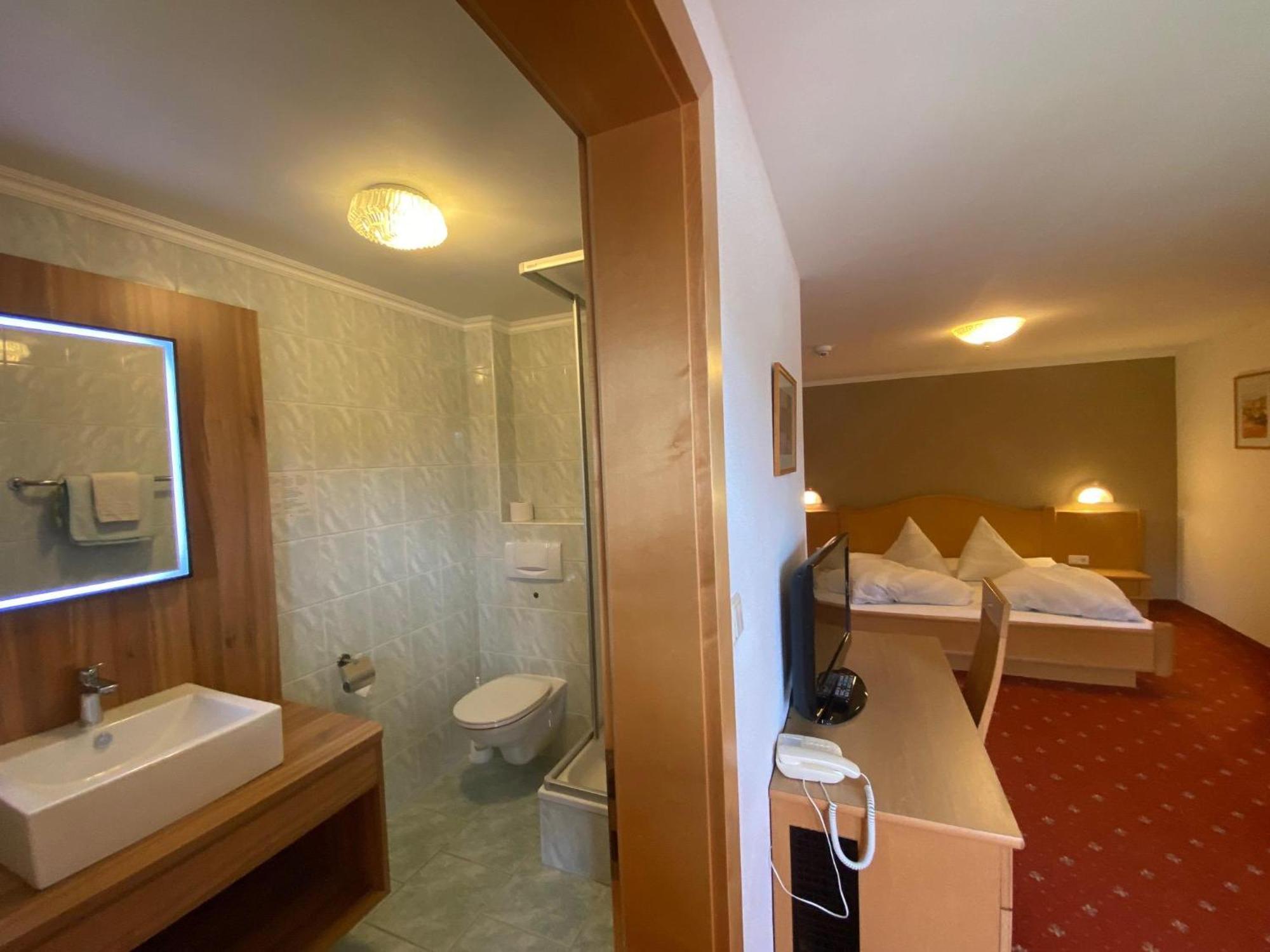 Pension Edelweiss Breitenbach am Inn Zewnętrze zdjęcie