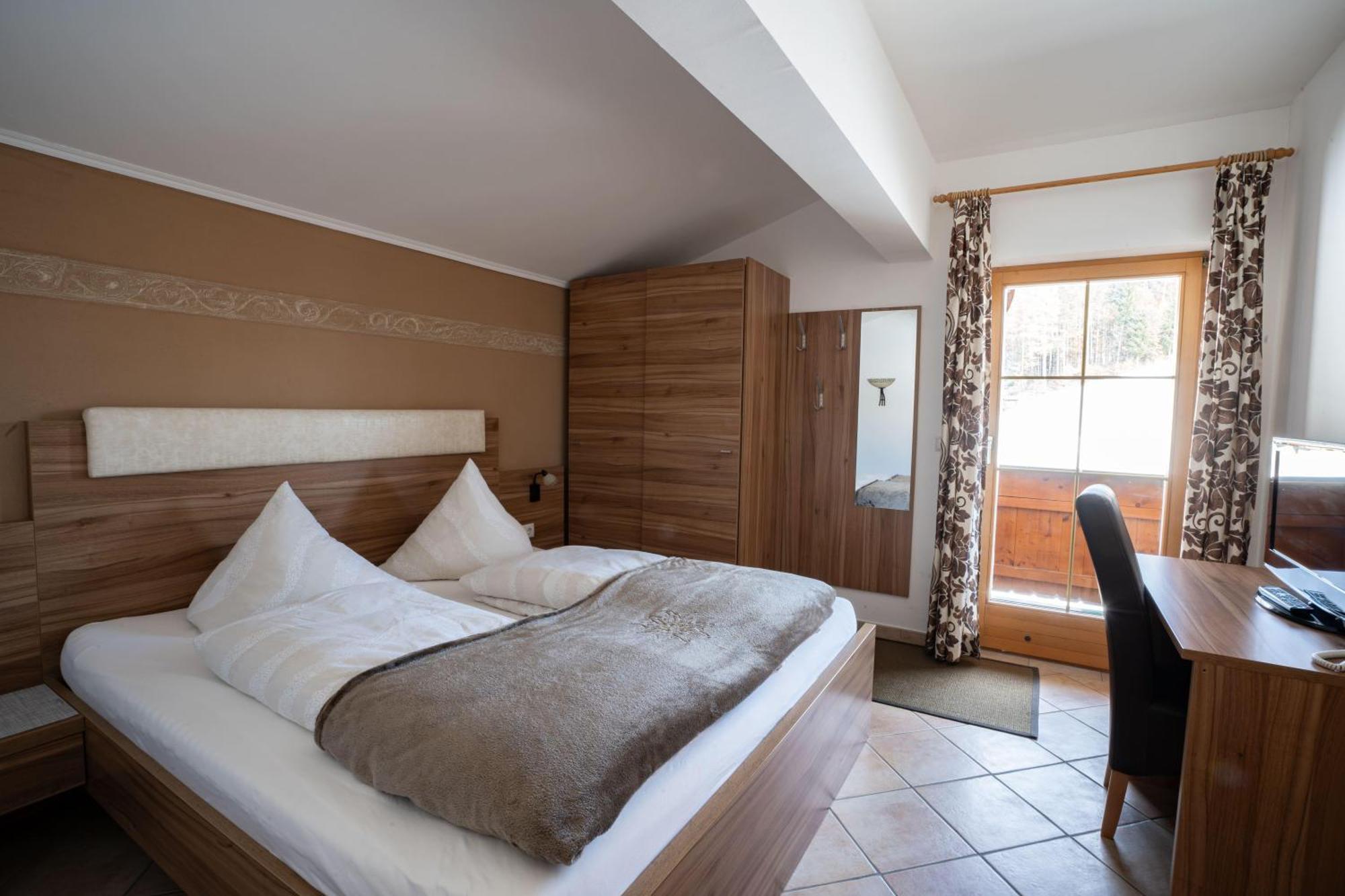 Pension Edelweiss Breitenbach am Inn Zewnętrze zdjęcie